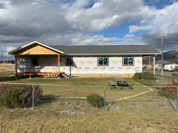 3825 S Wyoming St, Butte, MT 59701