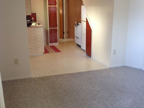 3rd image of 116 Woodward Ave APT 4