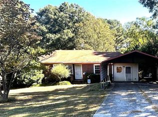 2264 Mark Trl, Decatur, GA 30032