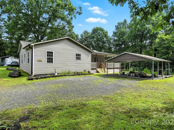 2215 Green Haven Park Rd, Morganton, NC 28655