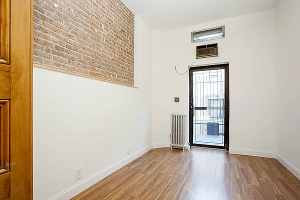 Rented by Keller Williams NYC | media 20
