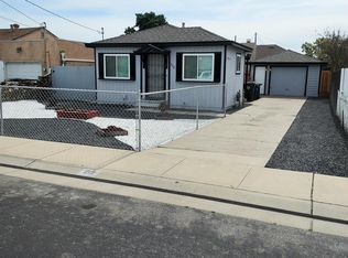 212 W Edison St, Manteca, CA 95336