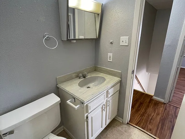 Bridge City Apartments — Photo 41