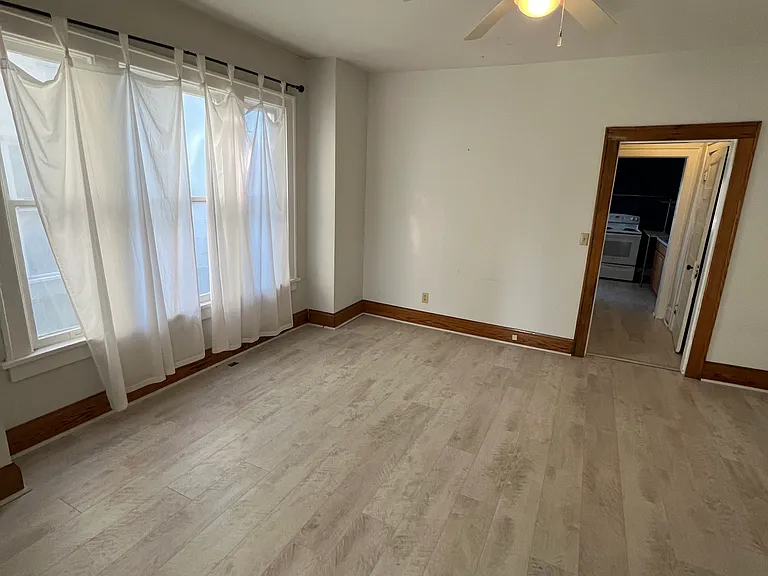 2540 Glen Echo Dr — Photo 3