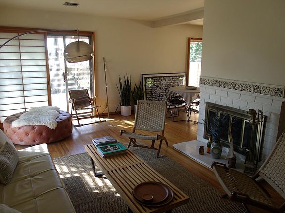 2nd image of 2480 Lindsay Ln