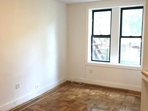 4th image of 668 Hancock St #2B