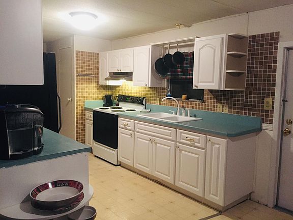 2nd image of 50 Dean Ct