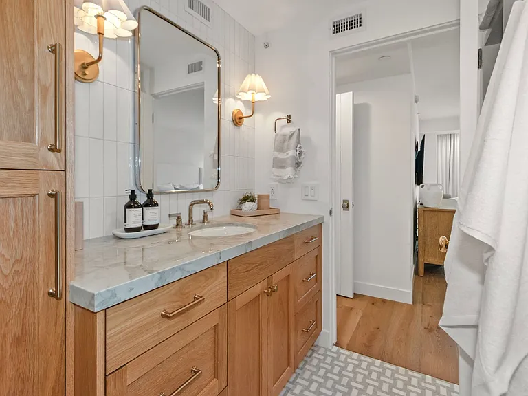 1710 Avenida Del Mundo #803 — Photo 29