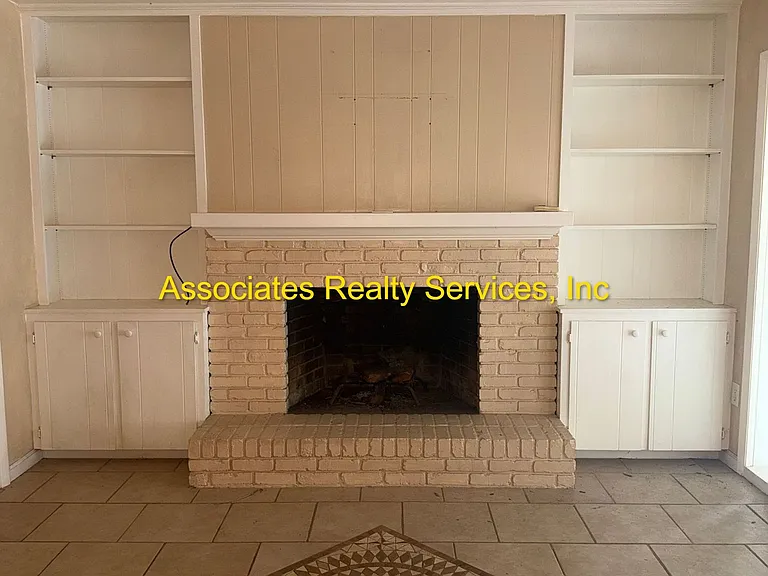 4521 NW 20th Pl — Photo 14