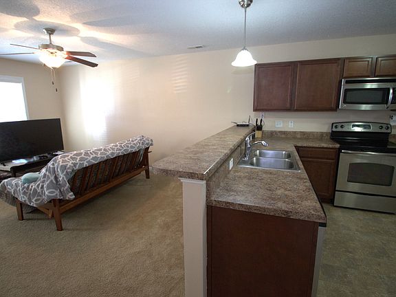 4th image of 122 Glen Cannon Dr