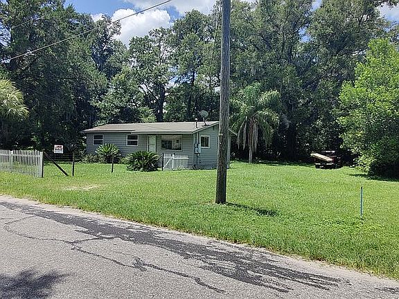 3rd image of 2718 NE 15th Ave