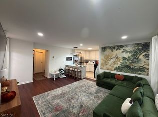 203 N Beverwyck Rd APT 5, Lake Hiawatha, NJ 07034
