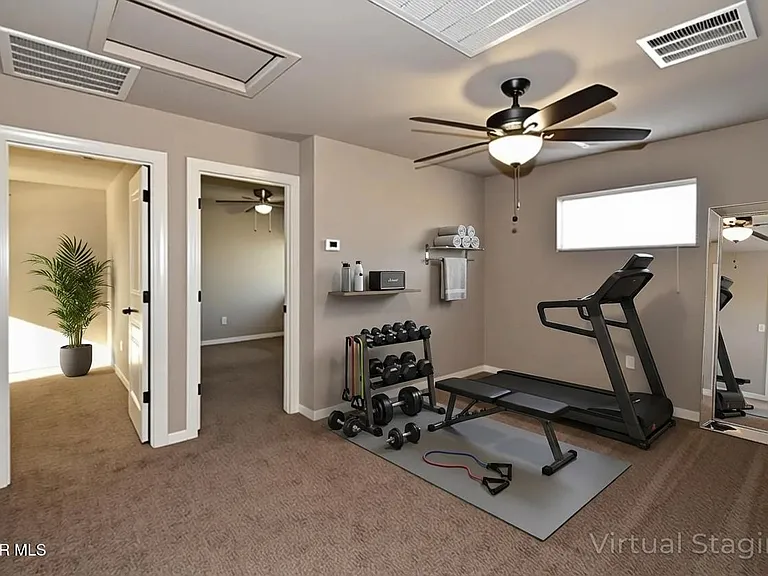 300 Saltford Pl — Photo 37