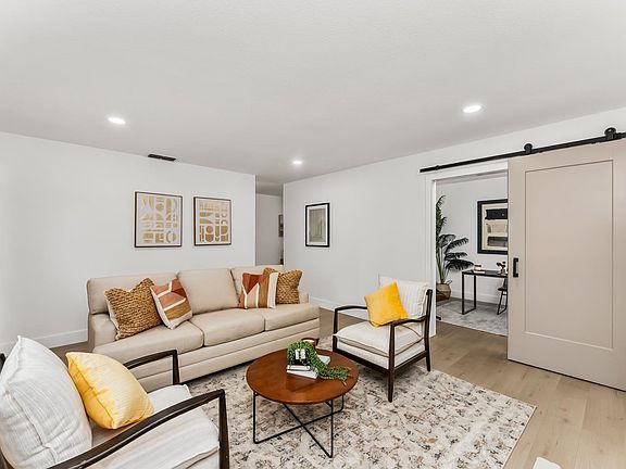 5th image of 6745 Lakewood Way
