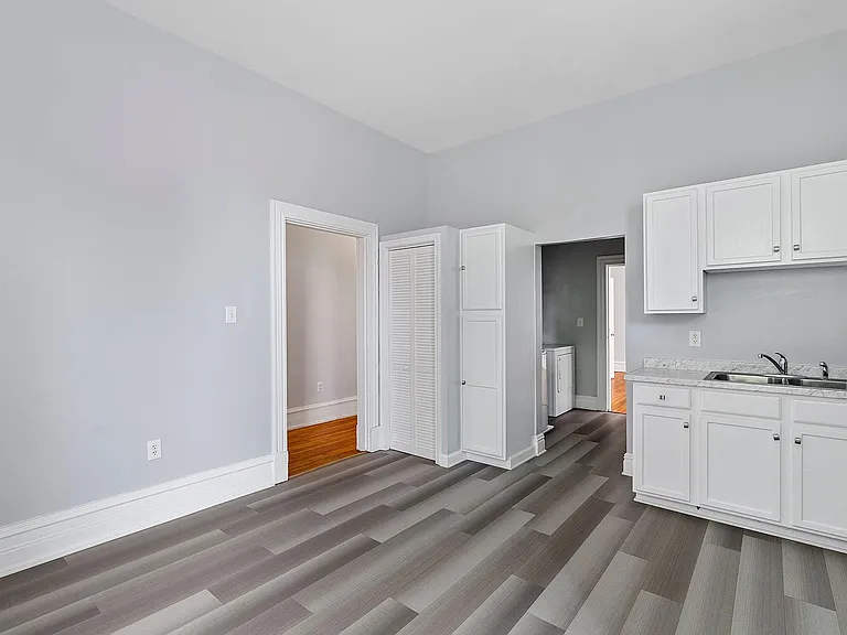 710 N 24th St #2 — Photo 10