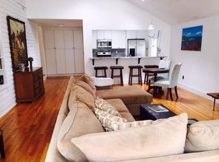 36 White St APT 9, Saratoga Springs, NY 12866