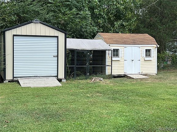 3rd image of 20404 Hickory Branch Dr