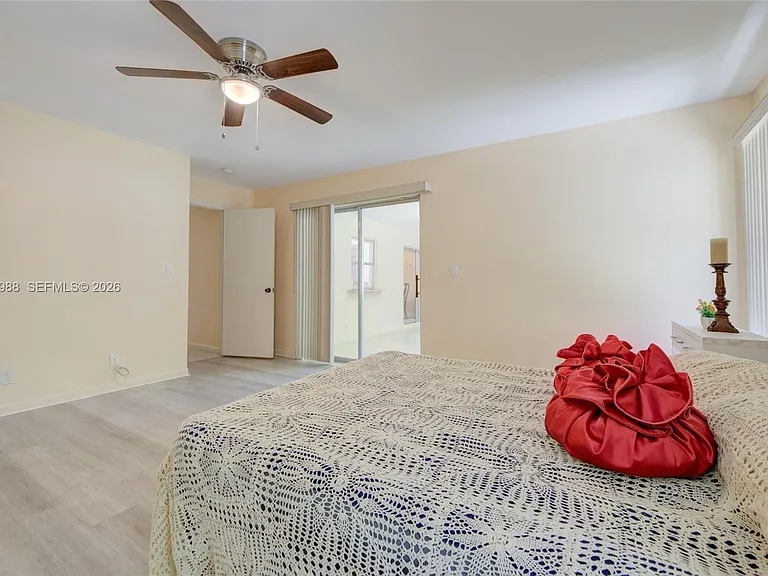 9039 NW 21st Ct — Photo 24