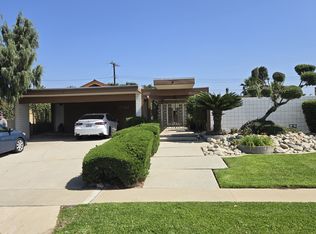 17122 Manzanita Dr, Fontana, CA 92335