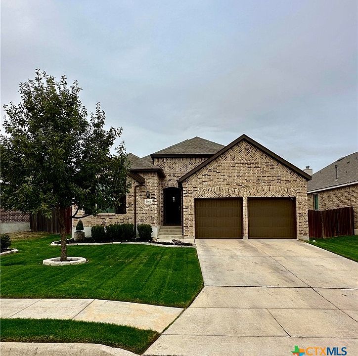 1st image of 3062 Blenheim Park