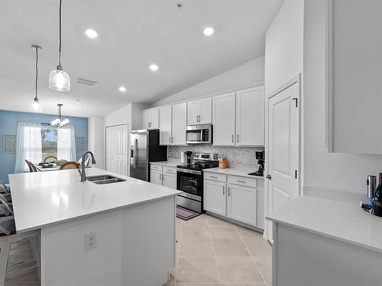 12440 Wellen Golf St #203 — Photo 7