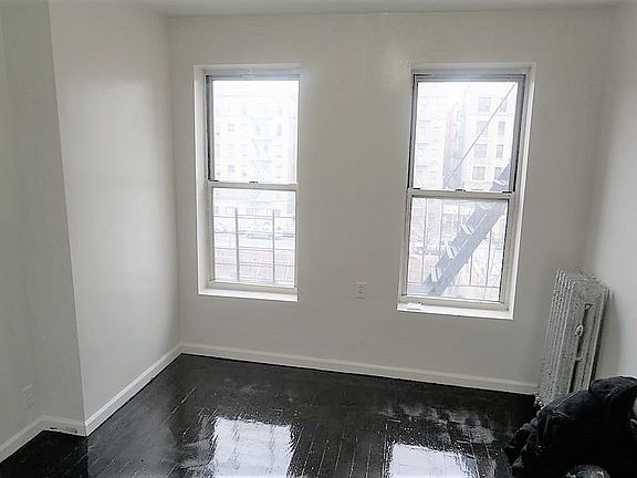 5th image of 203 W 144th St APT 15
