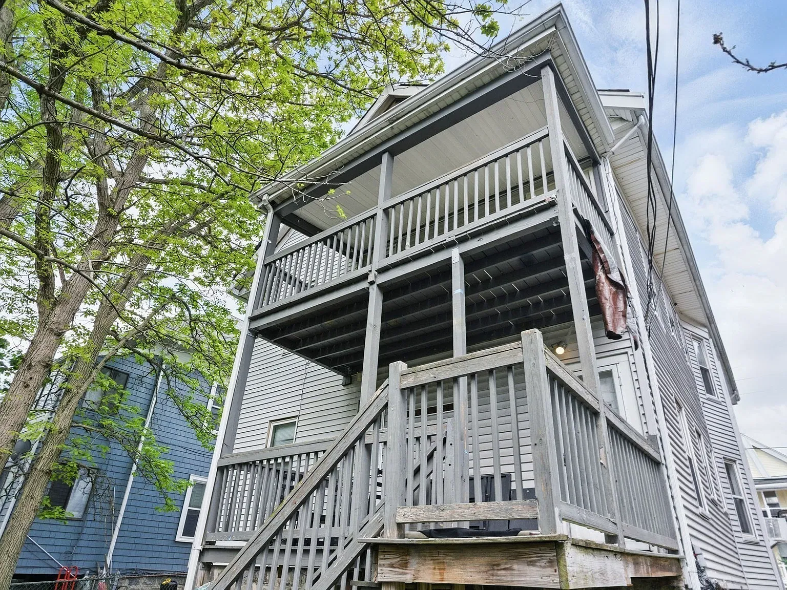 3 bed, 1.0 bath, 1100 sqft, $3,100 — Photo 4