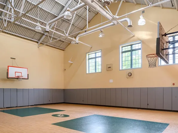 187 Wayne Street image 13 of 14