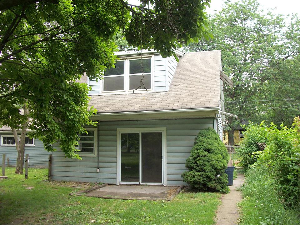 1st image of 42 1/2 Marie St