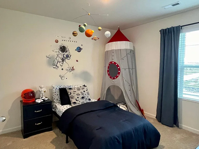 1001 Saylors Pl — Photo 12