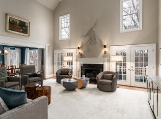 22 River Oaks Dr #22, Stamford, CT 06902