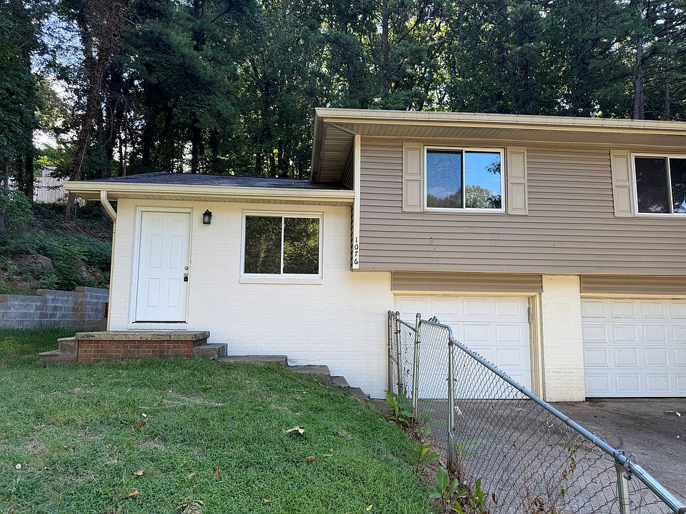 1st image of 1076 S Seminole Dr #A