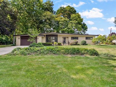 23146 Emmett St, Taylor, MI, 48180