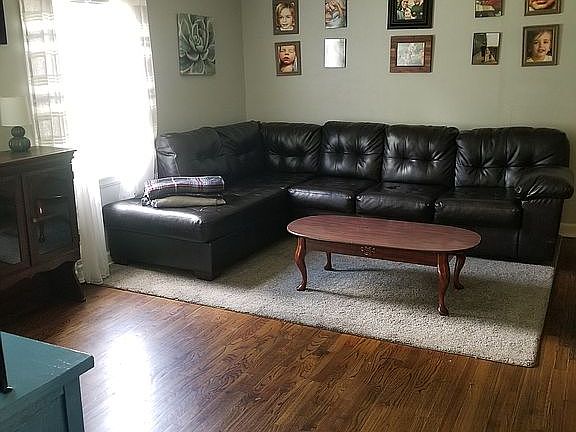 3rd image of 4407 Owen Ave