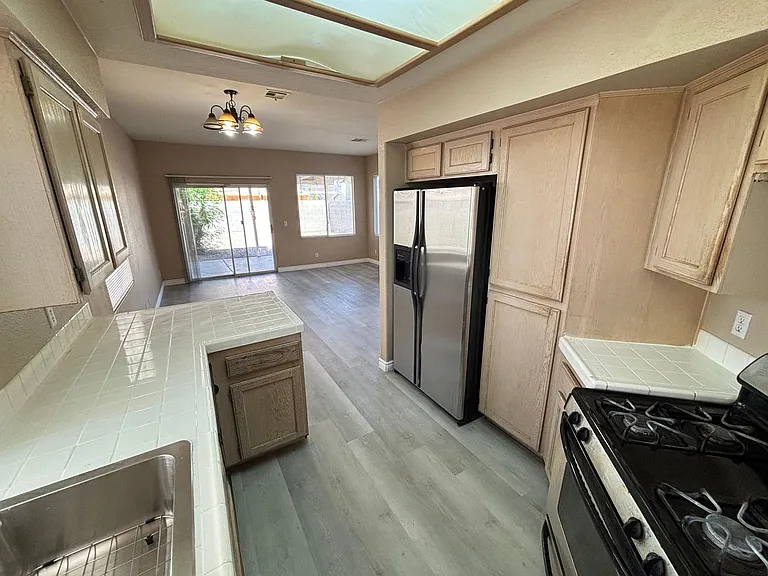 2398 Swifton Ct — Photo 10