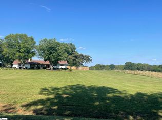 1526 Pitts Rd, Laurens, SC 29360