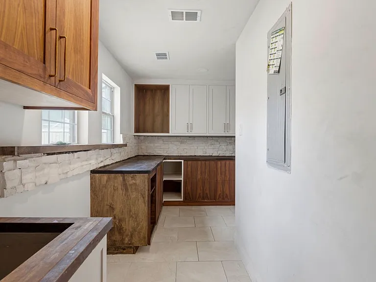 134 Hopeland Dr — Photo 11