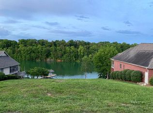 136 Oonoga Way, Loudon, TN 37774