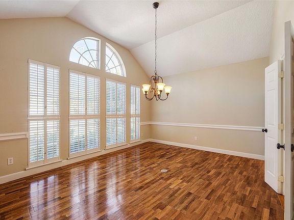 5th image of 5607 Glen Allen Ln