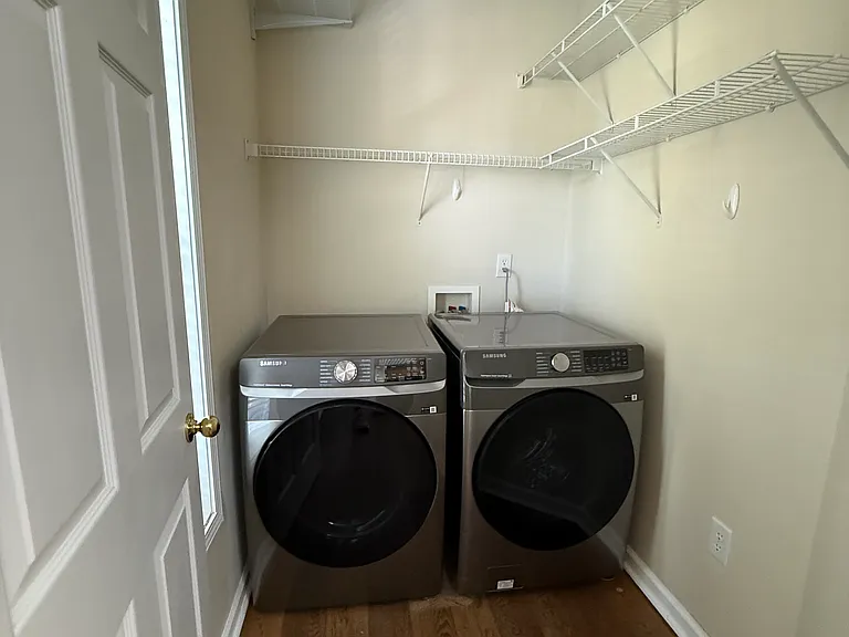 35 Annacey Pl — Photo 8