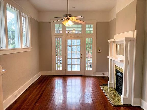 5th image of 1722 Josephine St