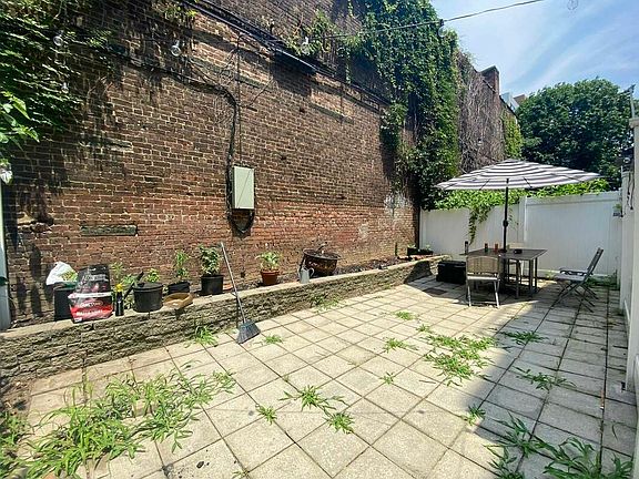 5th image of 131 Herkimer St #8H