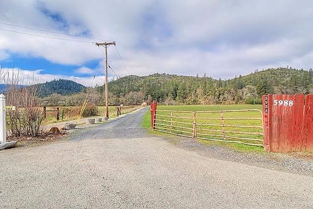 1st image of 5988 Williams Hwy