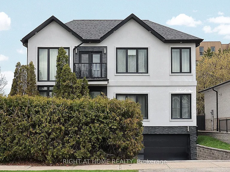 2 Chalet Rd — Photo 1