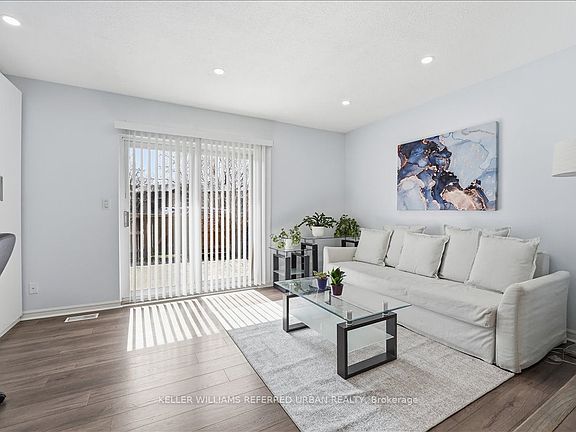 3rd image of 151 Linwell Rd #63