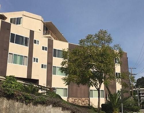 1st image of 2211 N Cahuenga Blvd #402