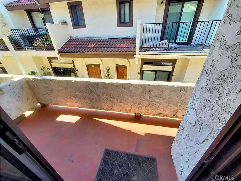 86 S Sierra Madre Blvd #6 — Photo 13