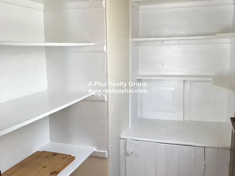 338 Centre St #2 — Photo 6