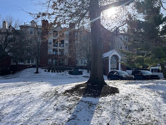 2nd image of 180 Fox Hollow Dr APT 301