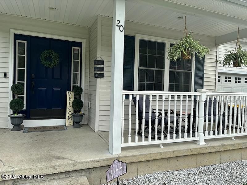 3rd image of 20 Dennis Drive